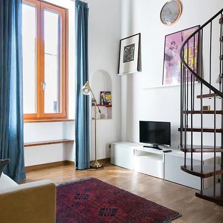Bertani Romantic Loft In Trastevere * Roma