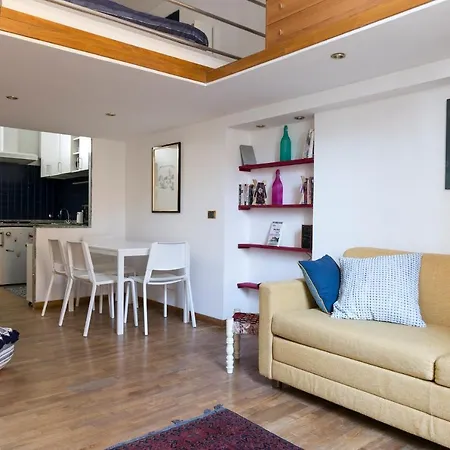 Bertani Romantic Loft In Trastevere Apartamento